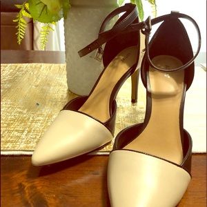 Size 7 Pointed Toe High Heels with ankle straps